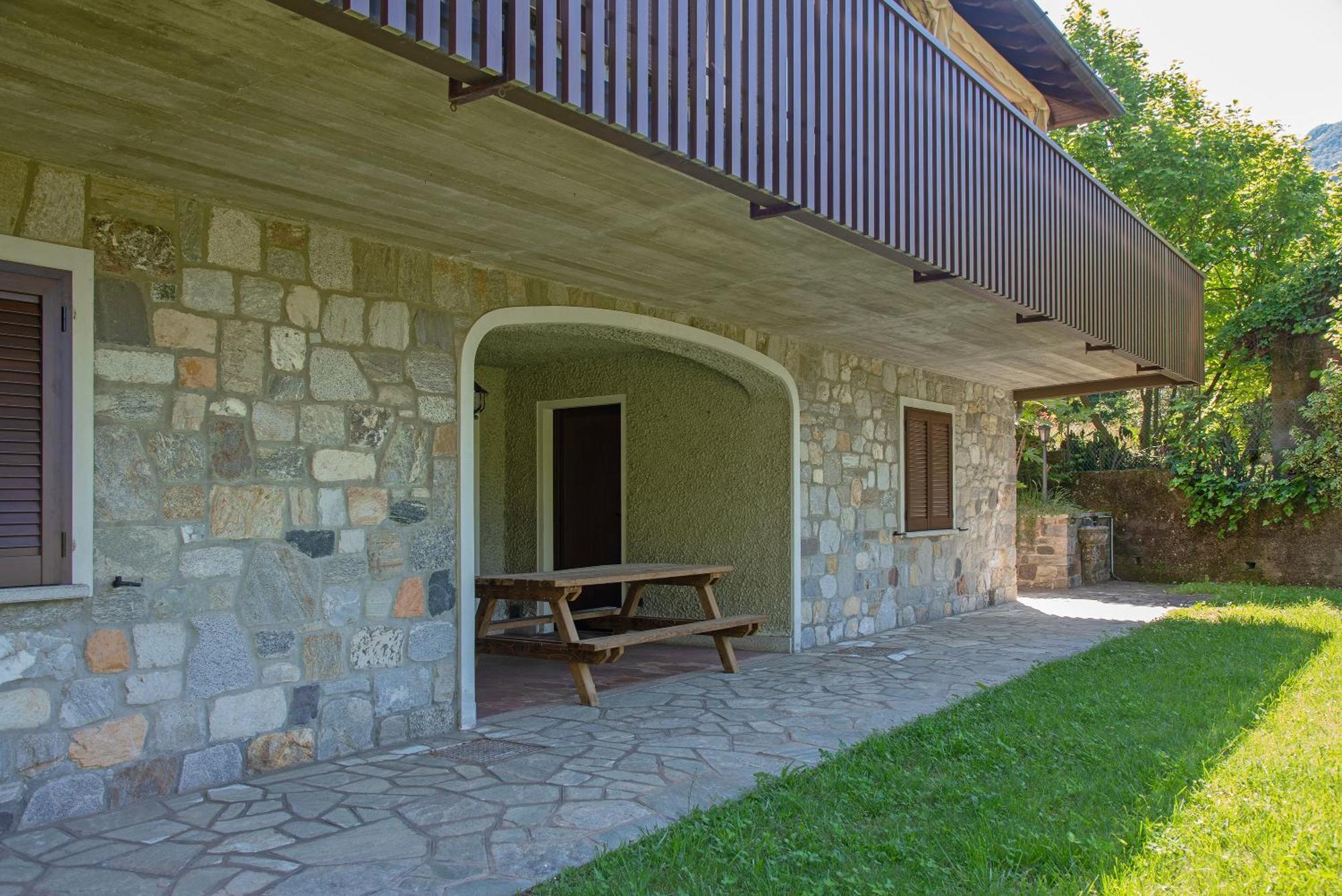 Villa Olga Lago Maggiore Castelveccana Exterior foto